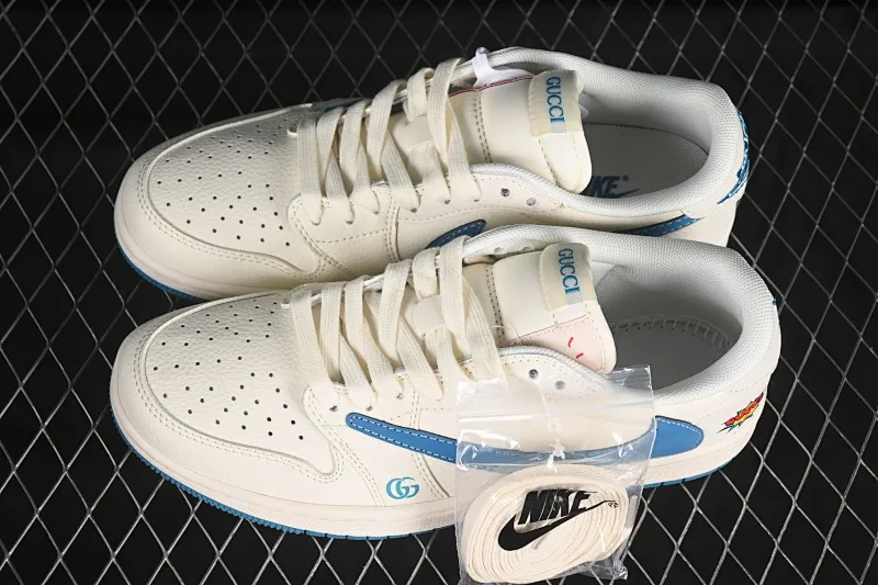 All categories Air Jordan Jordan series basketball shoes Air Jordan 1 Low High-end customized low-top sneakers Travis Scott x Fragment Design x Air Jordan 1 Low OG SP AJ1 Joe 1 Gucci joint blue hook blue bottom low-top cultural casual sneakers ZH2598-165